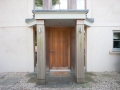 modern-porch-with-decorative-timber-pillars