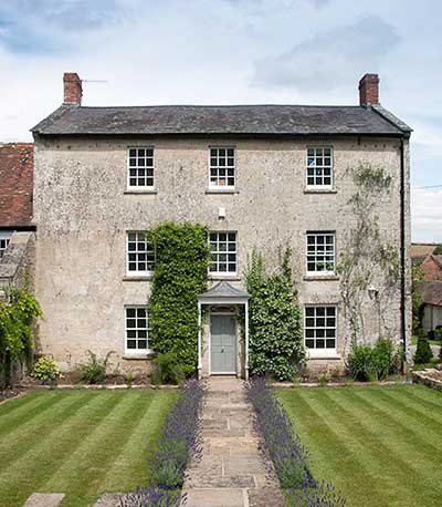 Grade II listed farm house in wiltshire